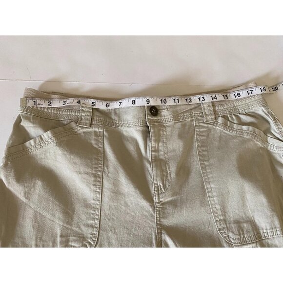 Style & Co. Tan Cargo Capri Pants, Women's size 1 - Picture 4 of 10